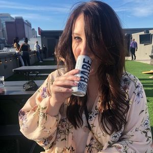 Meet your Posher, Dana